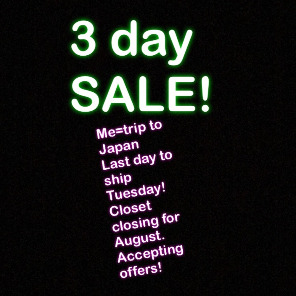 If you like it offer now! Closet closes 8/7!